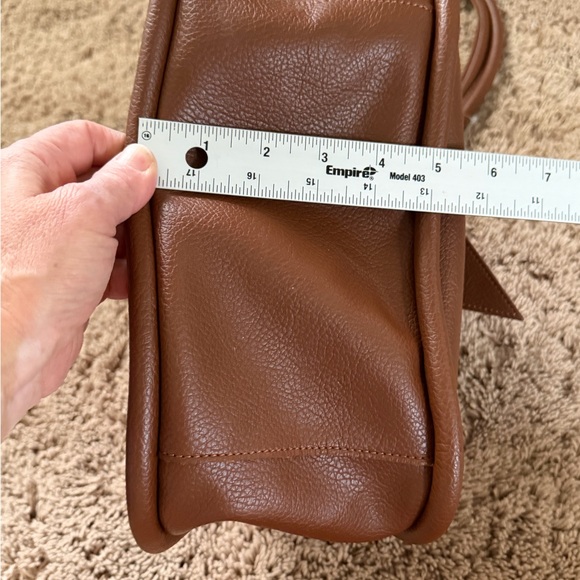 NWT new Anthropologie slouchy buckle tote bag faux leather tan brown + pouch - Picture 10 of 17